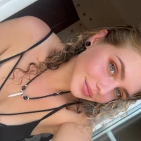 PiedMainsPolska's Profile Pic