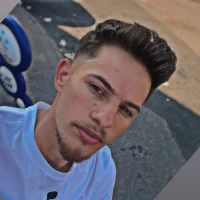 iulian678s profilbillede