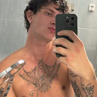 Cocaloverhard's Avatar Pic