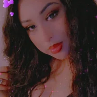 moni_bebe's Profile Pic