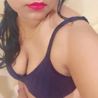 Model Tamilbigboobie