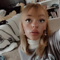 shestopless's Profile Pic