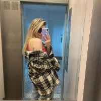 Mirabelle054's Profile Pic