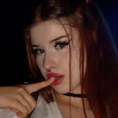 MollyHotTeen