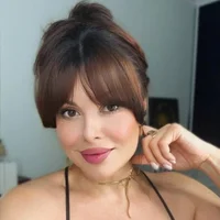Avenyssi's Profile Pic
