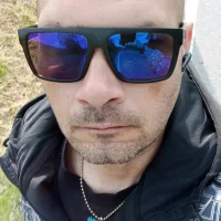 TomiiiBuds21's Avatar Pic