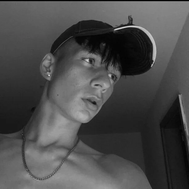 Sklave26Y profile photo