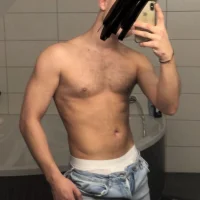 johnyyrussian's Profile Pic