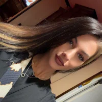 tastemecaroline's Avatar Pic