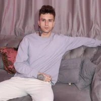 AzarOtis's Profile Pic
