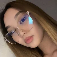 ari_sun's Profile Pic