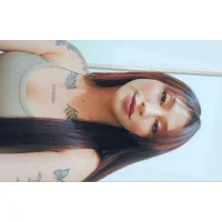 sofia_thomson_t_'s Profile Pic