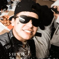Iversonlee's Profile Pic