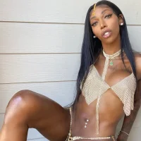 รูปโปรไฟล์ของ baggyaltiff