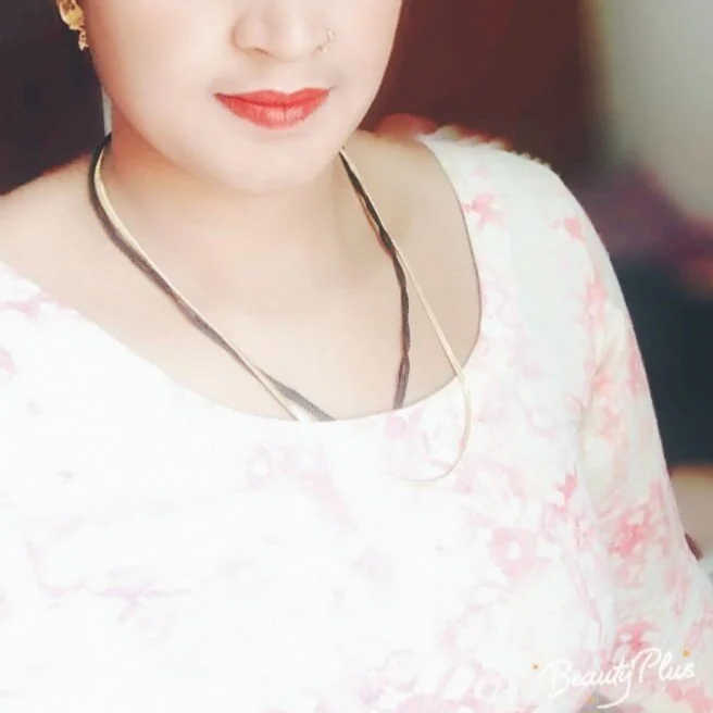 Mohni_love live cam profile