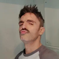 Londonfellaa's Profile Pic