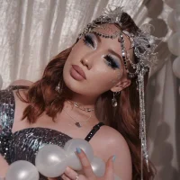 TinaBrook's Avatar Pic