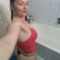 sweetpussymilf02 的個人資料圖片