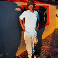 African_young_teenager's Avatar Pic