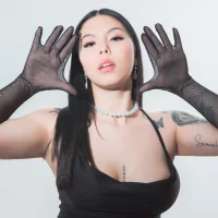 GabyLaurens' Avatar Photo