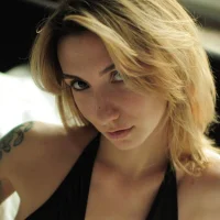 Arianna_Richi Gambar Avatar