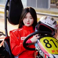 yihuilibaby11's Profile Pic