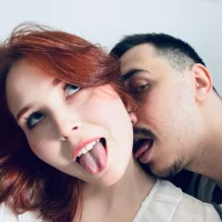 Your_hot_neighborss webcam