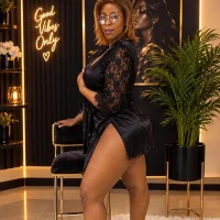 SexyCurves9
