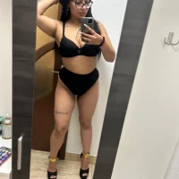 VANESSA0812's Profile Pic