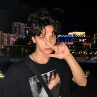 hyper_couple 的个人资料图片