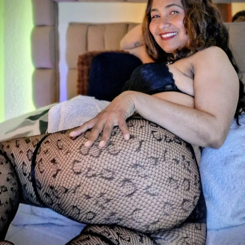 gabrielaponce11 live cam profile