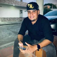 Max_Bu13's Profile Pic