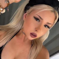 Ảnh đại diện của Young_Chiara