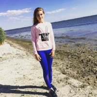 CarolWinter's Avatar Pic