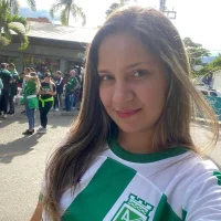 รูปโปรไฟล์ของ hotqueen_lau