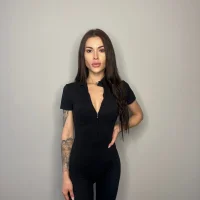 NelleHackbart's Profile Pic