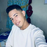 Cloemedina's Profile Pic