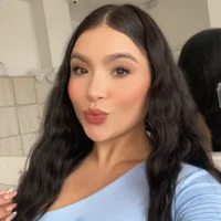 kylie_river webcam model