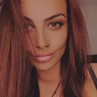 Photo de profil de AlluringRaya