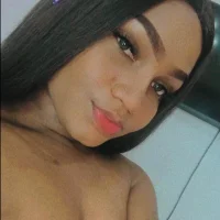 Khloe20's Profile Pic