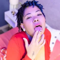 รูปโปรไฟล์ของ Angie_jhonson