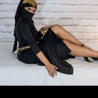 naomiii__ Adlı Modelin Avatarı