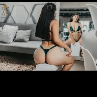 Jenny_13's Offline Chat Room