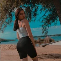 _Ellia__'s Profile Pic