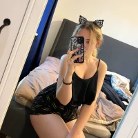 Alisha2424's Profile Pic