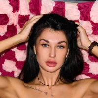 AriannaCruise: изображение аватарки