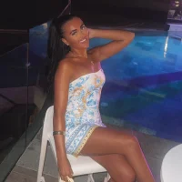 Isabellelocks's Profile Pic