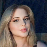 strawberries_20's Profile Pic