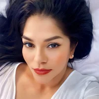 SamanthaGrey1's Avatar Pic