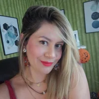 Chanelll_Taylorr_ Adlı Modelin Avatarı